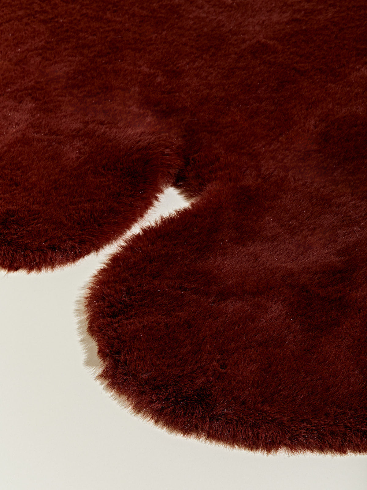 Bear Rug (Dark Red)
