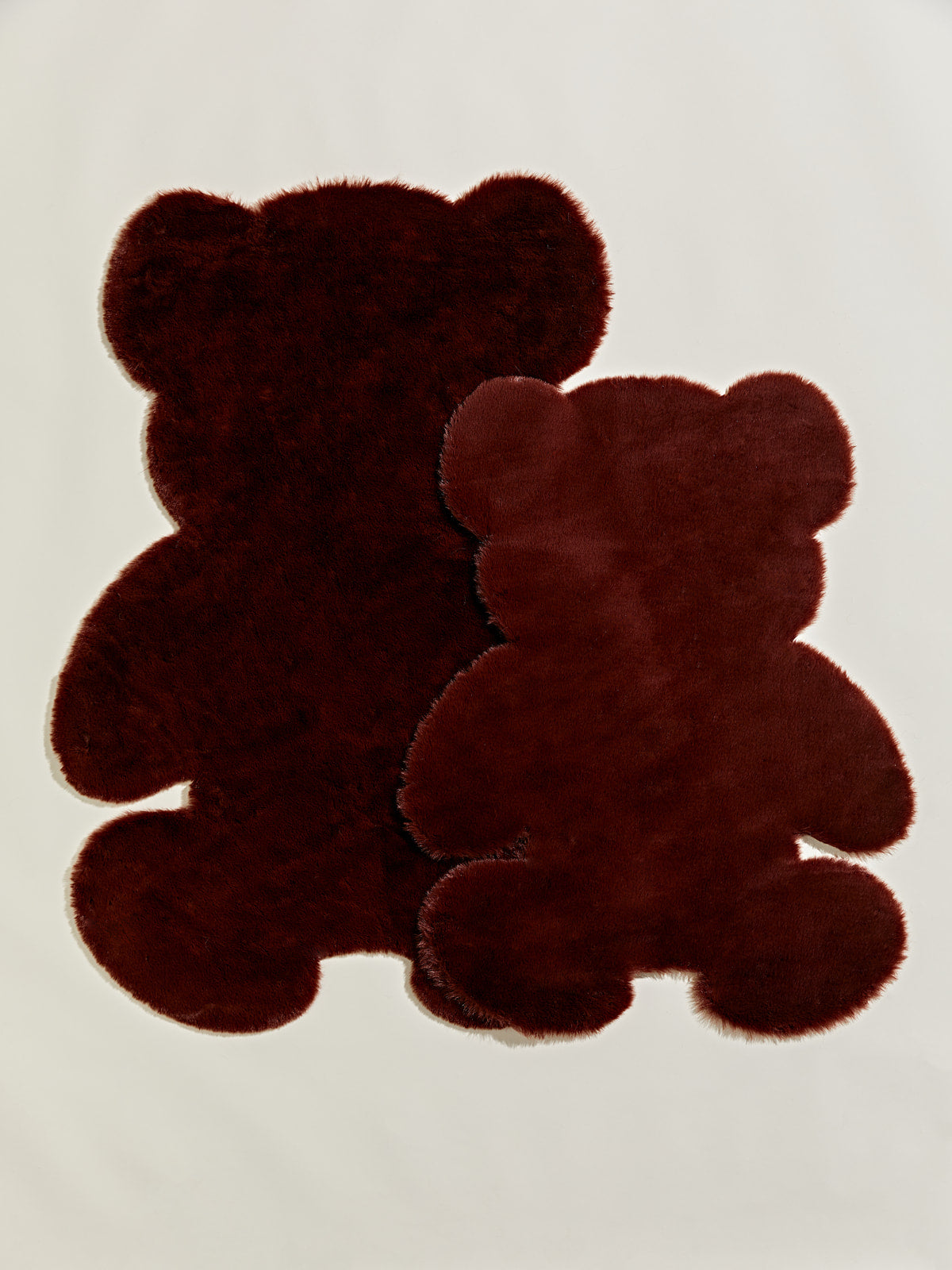 Bear Rug (Dark Red)
